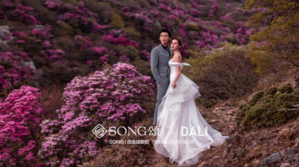 麗江拍婚紗照找哪家?經典永遠的婚紗照盡在SONG頌旅拍