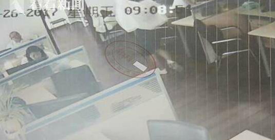 男子穿短褲上班被開(kāi)除 起訴公司索賠25000余元 上班可以穿短褲嗎