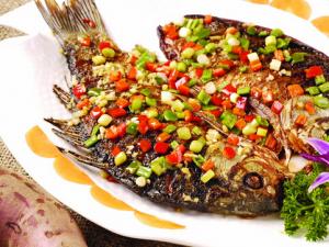 哺乳期可以吃鯽魚嗎？鯽魚的做法
