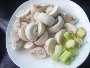 產(chǎn)婦能吃口蘑嗎？適合產(chǎn)婦吃口蘑的食譜
