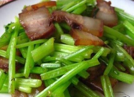 產(chǎn)婦能吃芹菜嗎?產(chǎn)婦吃芹菜有什么好處