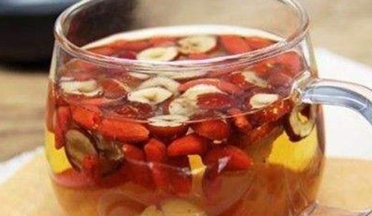 產(chǎn)后要及時(shí)補(bǔ)血 推薦兩款食療方