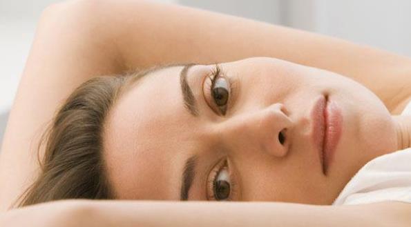 些產(chǎn)婦們的睡眠質(zhì)量很不好 4個(gè)產(chǎn)后睡眠不好改善方法