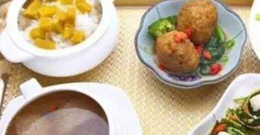 產(chǎn)后不妨多喝些水果汁 3個水果汁介紹給你