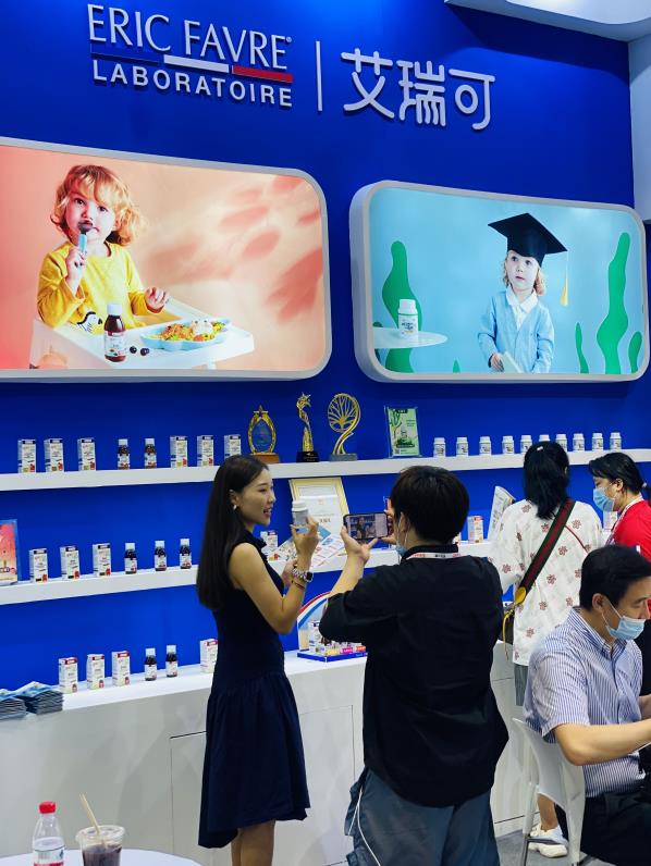 君美瑞五大明星品牌亮相CBME,引來眾多母嬰達(dá)人現(xiàn)場種草!