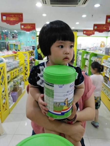 進(jìn)口奶源好嗎 美納多奶粉以新西蘭進(jìn)口奶源圈粉