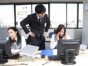 職業(yè)枯竭癥來(lái)襲怎么辦？應(yīng)及時(shí)充電學(xué)會(huì)傾訴