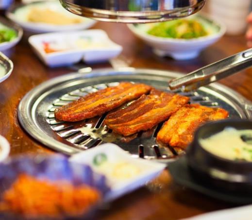 2021年疫情飯店可以營業(yè)嗎?2021年春節(jié)飯店開業(yè)會(huì)受疫情影響嗎