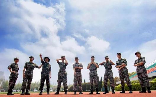 入伍政治不合格的標準是什么?大學生征兵需要注意什么?