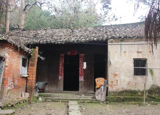 農(nóng)村宅基地轉(zhuǎn)讓需要什么條件轉(zhuǎn)讓怎樣才合法?2021年還能申請宅基地嗎?
