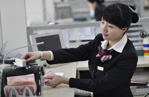 農(nóng)村信用社怎么才能貸款?在農(nóng)村信用社個人貸款10萬怎么貸?