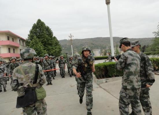 大學(xué)生士兵退役后享受哪些就學(xué)優(yōu)惠政策?參軍入伍有什么要求條件?