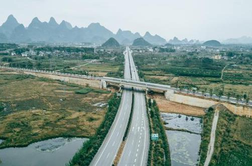提前8小時(shí)上免費(fèi)之前上高速跨省免費(fèi)嗎?2021年4月30日高速免費(fèi)嗎?