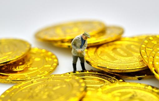 基金加倉當(dāng)天可獲得收益嗎 基金加倉的錢不滿7天算7天嗎