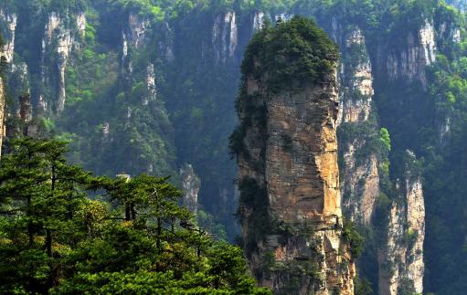 張家界全域降為低風(fēng)險(xiǎn)地區(qū) 張家界解封之后回家還需要隔離嗎