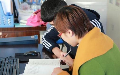 無(wú)償補(bǔ)課能否舉報(bào)成功 教師無(wú)償補(bǔ)課處理辦法2021