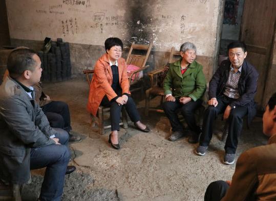 建檔立卡學生能補助多少?低保戶和建檔立卡貧困戶有什么區(qū)別