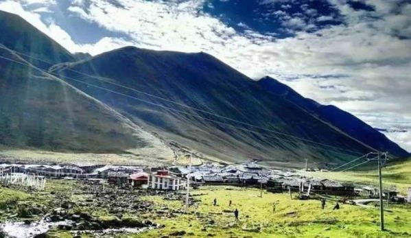 本周末,來“美人谷”邂逅山地和星空