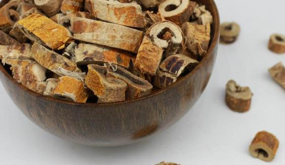 脫發(fā)是具有一定的季節(jié)性的 夏季預防脫發(fā)