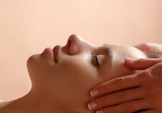 避免脫發(fā)纏身 充足睡眠有益于預(yù)防脫發(fā)