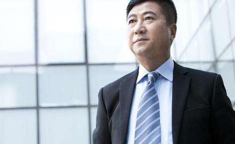40歲是男人健康分水嶺 少煙少酒不熬夜才能更健康