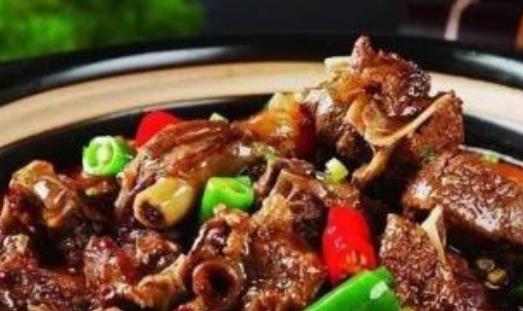 男性腎虛會(huì)讓患者身體酸軟無(wú)力 推薦8種補(bǔ)腎的食物