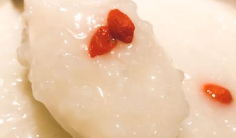 男人們失眠是很常見的 有效男人緩解失眠的兩種食物要收好