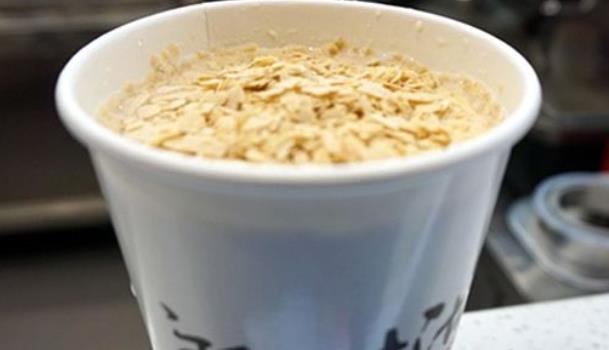 牛奶是非常好喝的飲料之一 牛奶五大護膚法給男人好臉色
