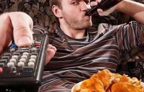 危害男性身體健康的5個(gè)因素 現(xiàn)代社會(huì)男性壓力越來(lái)越大