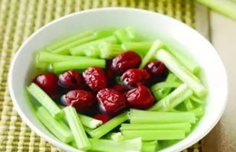 傷害肝臟的四種食物 肝臟不好應(yīng)該吃什么