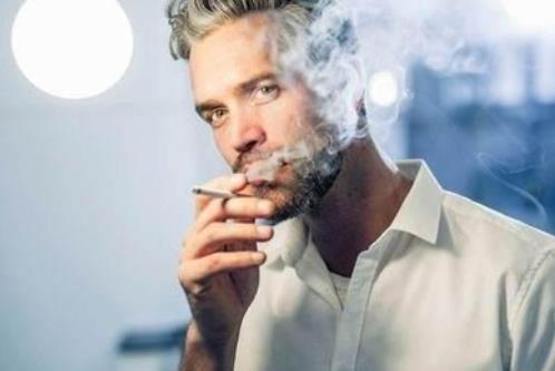 吸煙的危害需要多久才能去除 男性對于戒煙的認識誤區(qū)