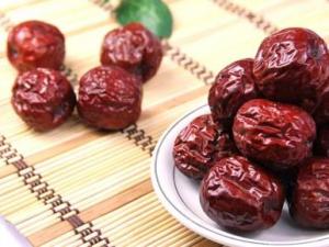 月經(jīng)期可以吃紅棗嗎？月經(jīng)期吃紅棗的注意事項(xiàng)