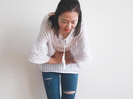 用衛(wèi)生巾會導(dǎo)致婦科炎癥嗎?如何正確使用衛(wèi)生巾