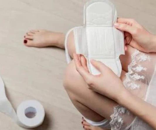 褲型衛(wèi)生巾白天怎么換?散裝的衛(wèi)生巾會不會不健康?