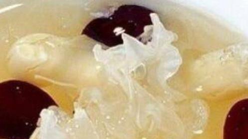 很多妹子為自己的上圍操碎了心 6款豐胸中藥湯推薦給你