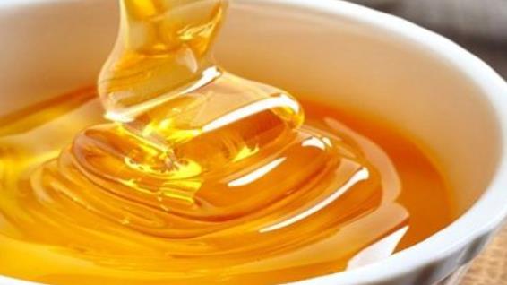 女人天生愛(ài)吃零食 睡前吃這10種食物養(yǎng)顏又助眠