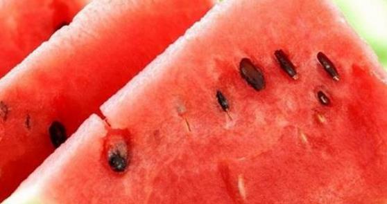 我們都知道蜂蜜是一種很好的食品 女人吃蜂蜜的6大功效