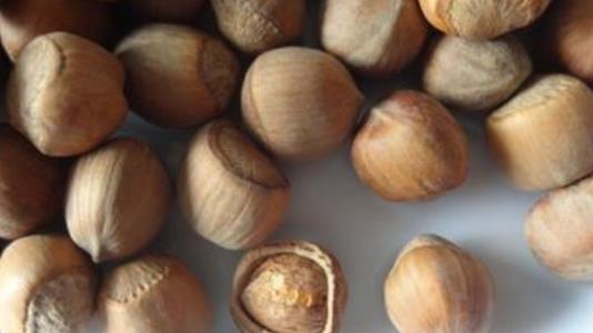 女人可以說是嘴巴都是比較饞的 推薦3款零食