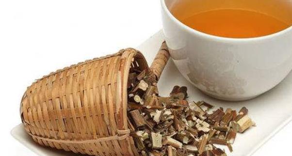 夏季很熱不少女性紛紛上火 多喝六款養(yǎng)生茶