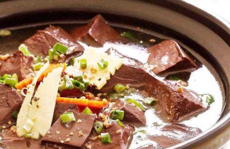 血?dú)庾闩瞬庞泻脷馍?請(qǐng)學(xué)做補(bǔ)氣血食譜