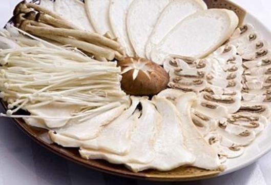 熬夜是違背人體代謝的行為 6類食物降低熬夜副作用