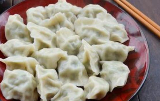 以前每逢佳節(jié)總會(huì)吃餃子 吃餃子的4大好處