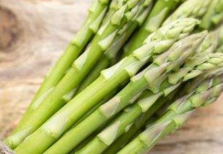 夏季食物品種多 盛夏要吃這6種當(dāng)家菜