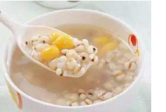 八款保健養(yǎng)生的藥膳湯 我們的保健養(yǎng)生意識(shí)越來(lái)越強(qiáng)