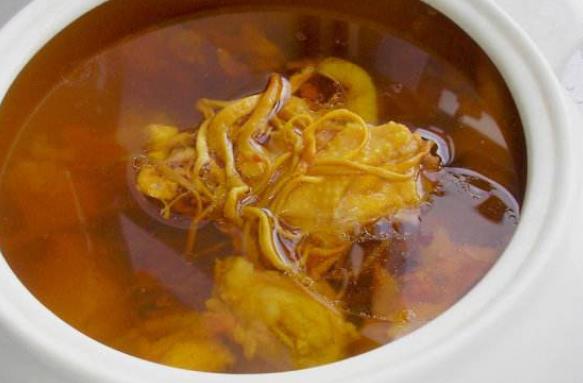 四種養(yǎng)生湯解決女性常見問題 女性總是有很多的想法和需求