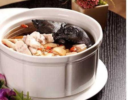 10大養(yǎng)生食物 女性養(yǎng)生的最佳季節(jié)