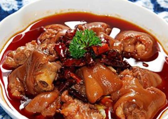 女性養(yǎng)膚的最佳季節(jié) 能夠護膚的食物
