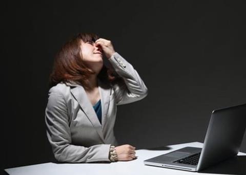 熬夜會帶來什么樣的危害 睡眠不佳該怎么辦
