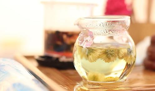 喝花茶有什么用 女性喝花茶的好處和壞處