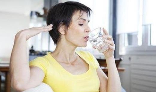 女人特殊時(shí)期該怎么保健 怎么在更年期保持身材